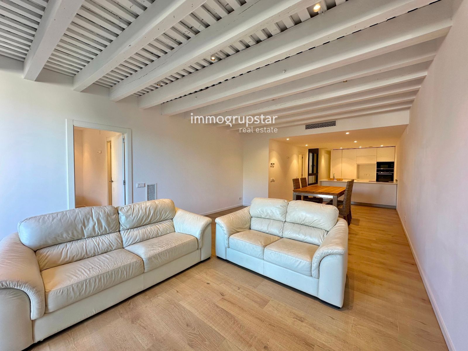 Sala de estar de Apartamento en venta en Palamós con Aire acondicionado, Calefacción y Terraza