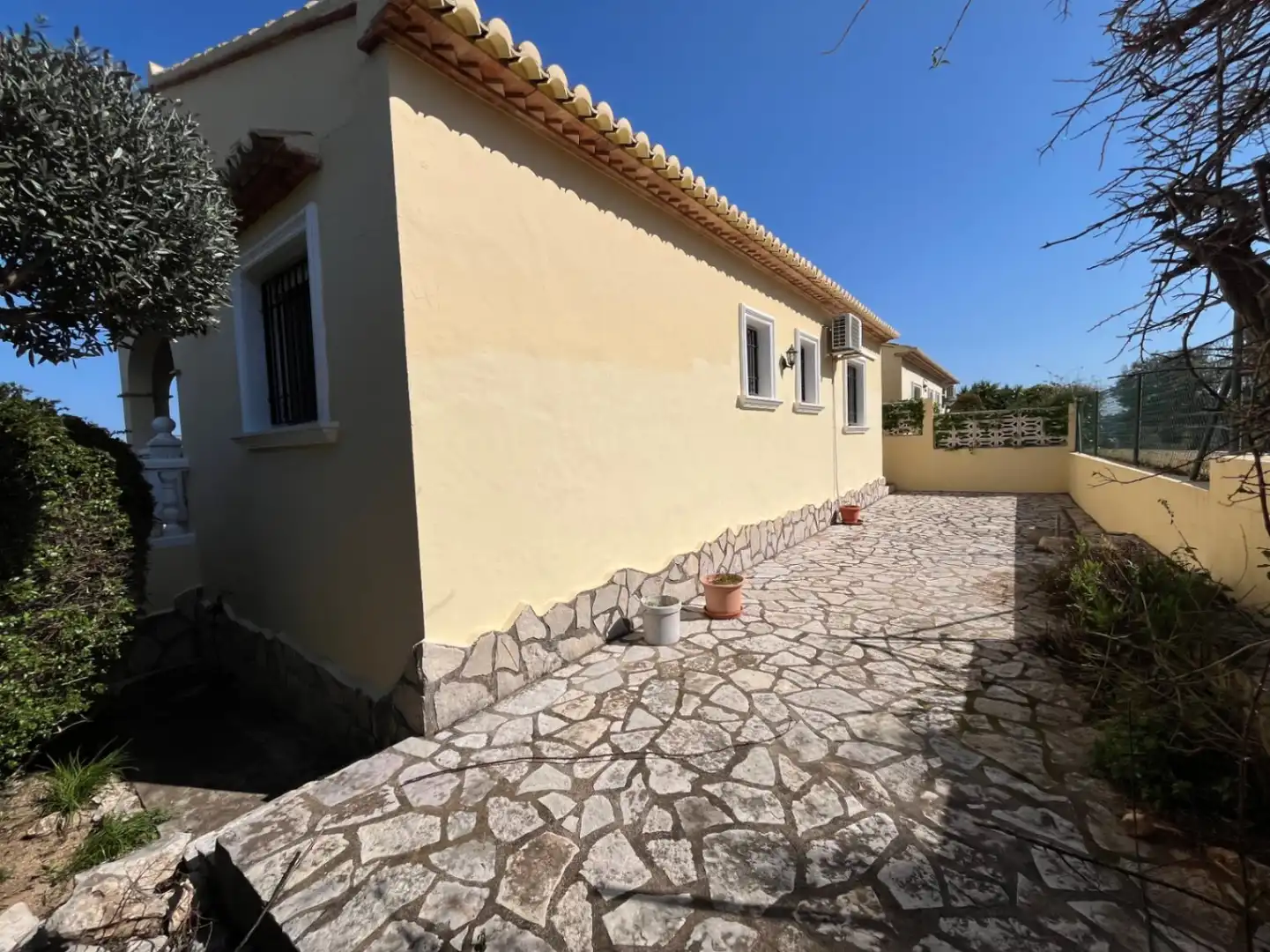 Exterior view of Houses for sale in El Ràfol d'Almúnia  with Air Conditioner, Heating and Terrace