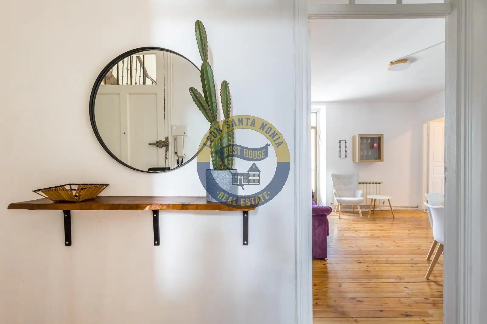Piso en venta en León Capital  con Calefacción y Balcón