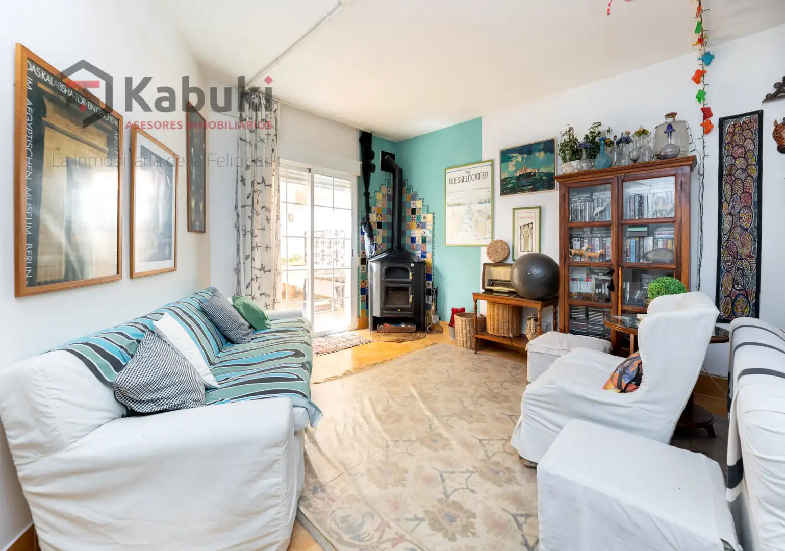 Sala de estar de Casa adosada en venta en Huétor de Santillán con Calefacción y Terraza