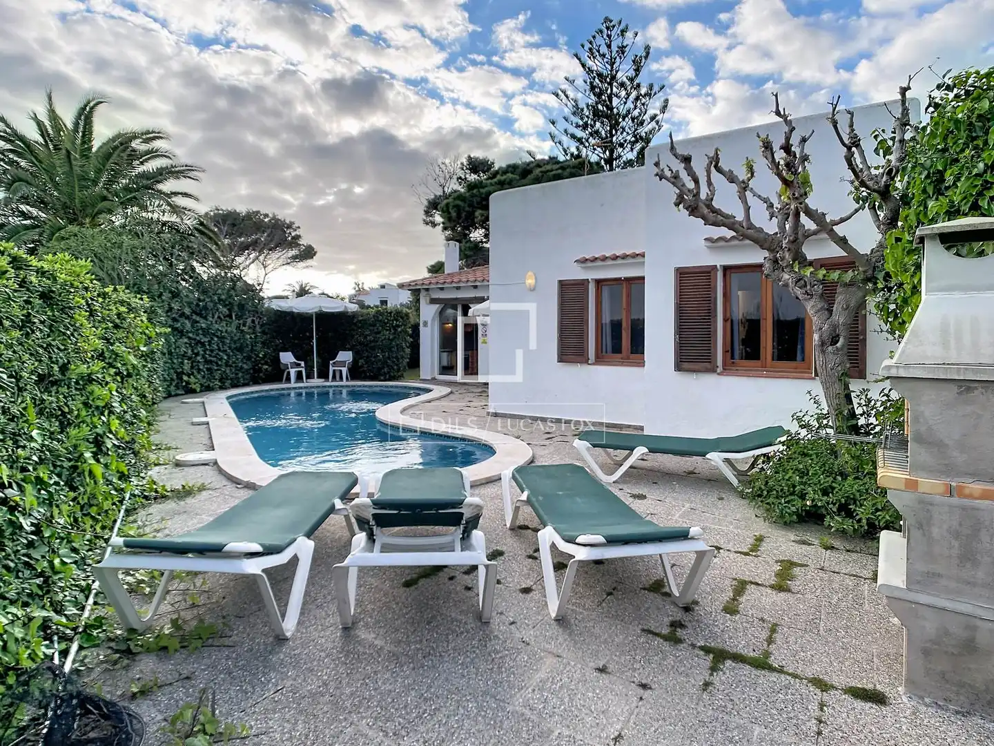 Vista exterior de Casa o xalet en venda en Ciutadella de Menorca amb Aire condicionat, Terrassa i Traster