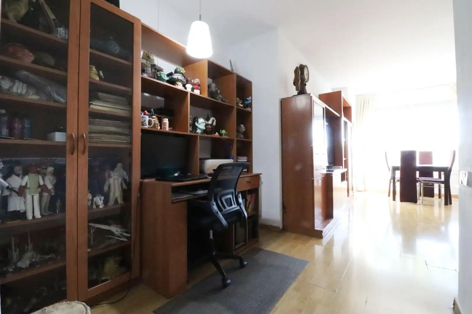 Piso en venta en Sabadell con Calefacción, Parquet y Terraza