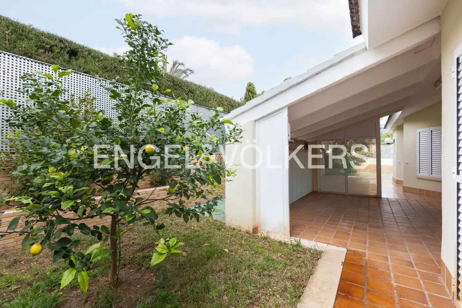 Vista exterior de Finca rústica en venta en Benicasim / Benicàssim con Calefacción, Jardín privado y Terraza