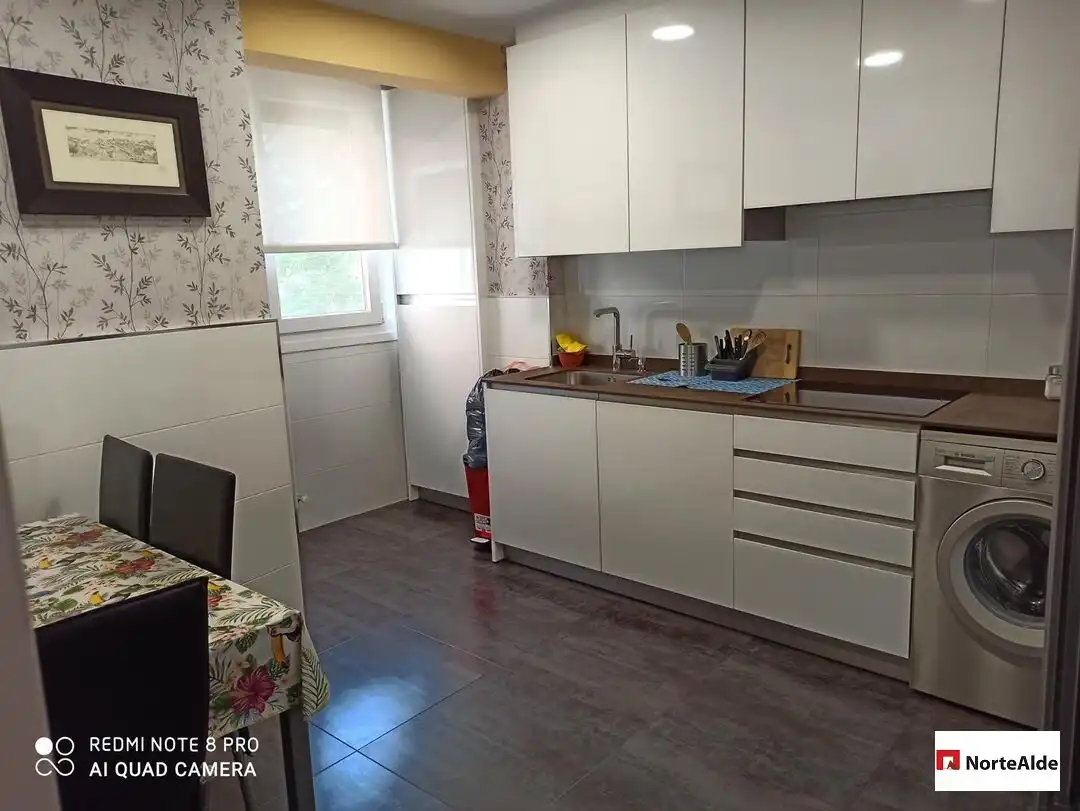 Flat with lift for sale in Bagatza - San Vicente, imagen 3