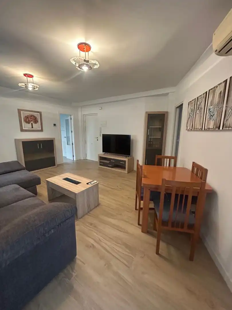 Wohnzimmer von Wohnungen zur Miete in San Pablo