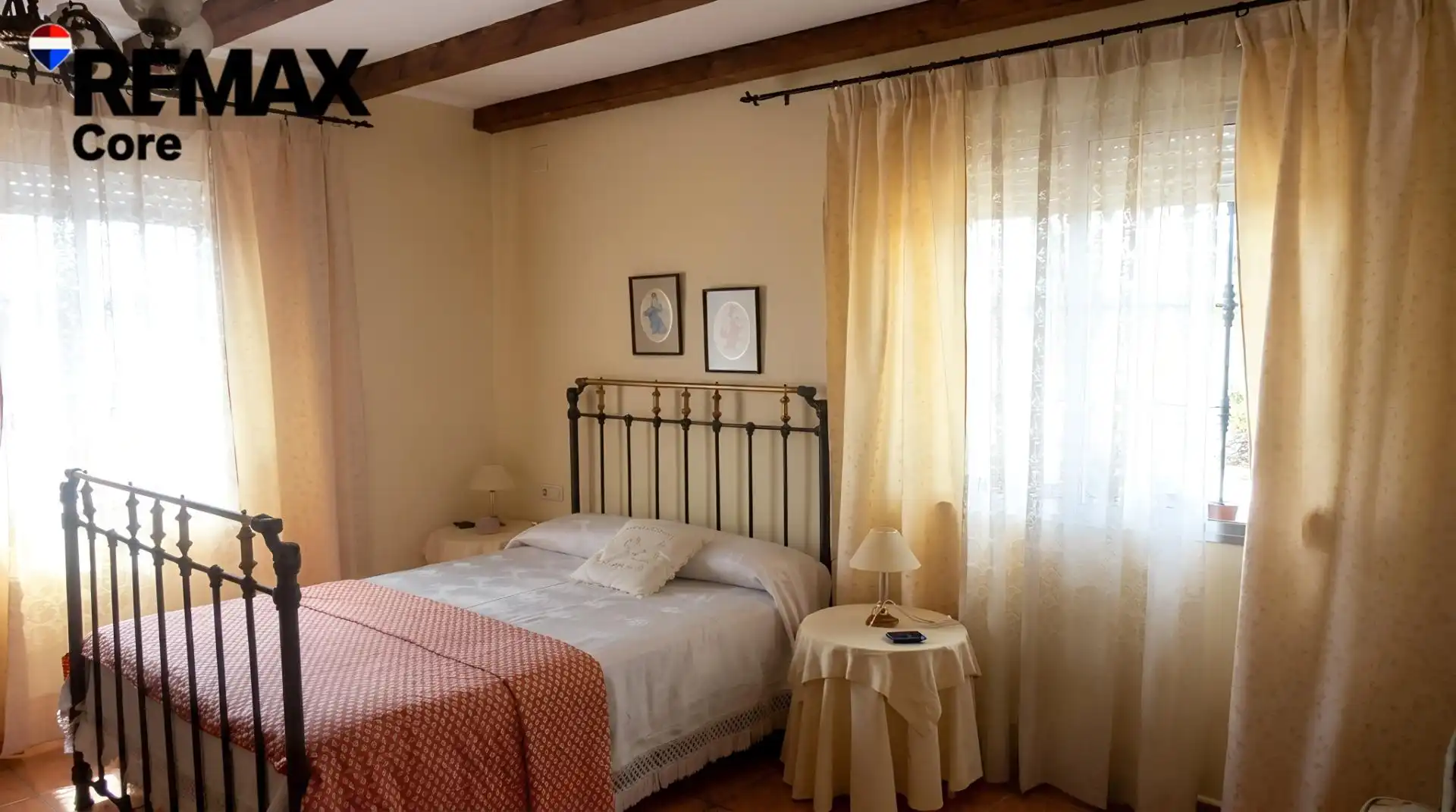 Dormitori de Casa o xalet en venda en Puebla de Obando amb Aire condicionat, Calefacció i Jardí privat