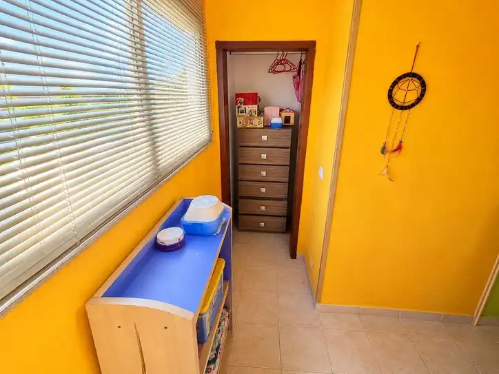Dormitori de Casa o xalet en venda en La Pola Siero