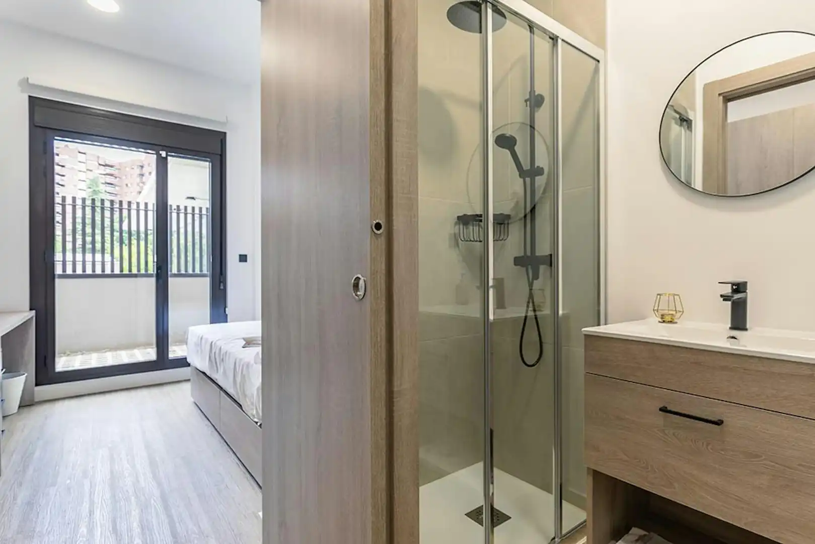 Badezimmer von Gebäude zur Miete in Madrid
