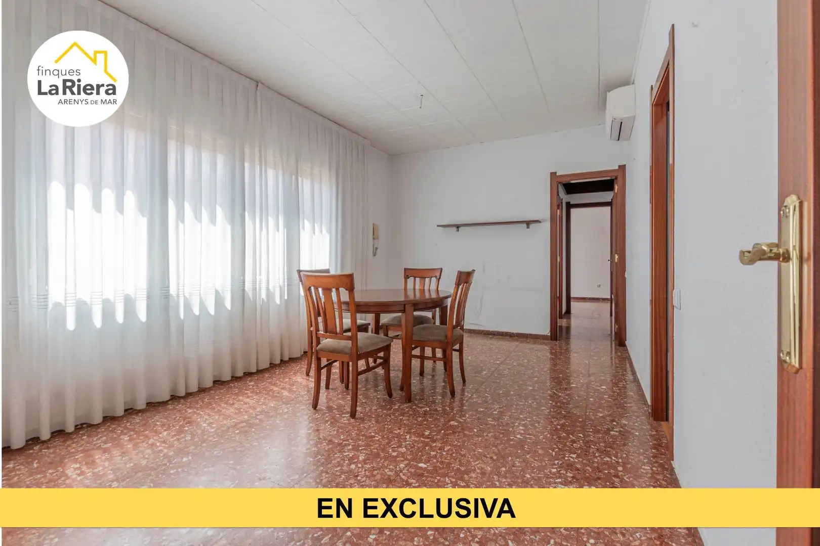 Außenansicht von Wohnung zum Verkauf in Arenys de Mar mit Abstellraum