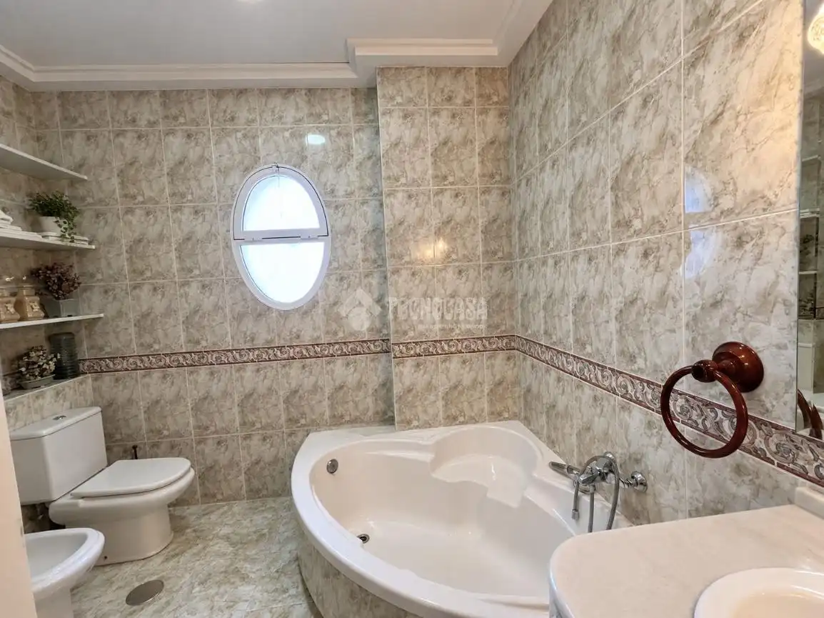 Casa con jardín en venta en Núcleo urbano, imagen 24