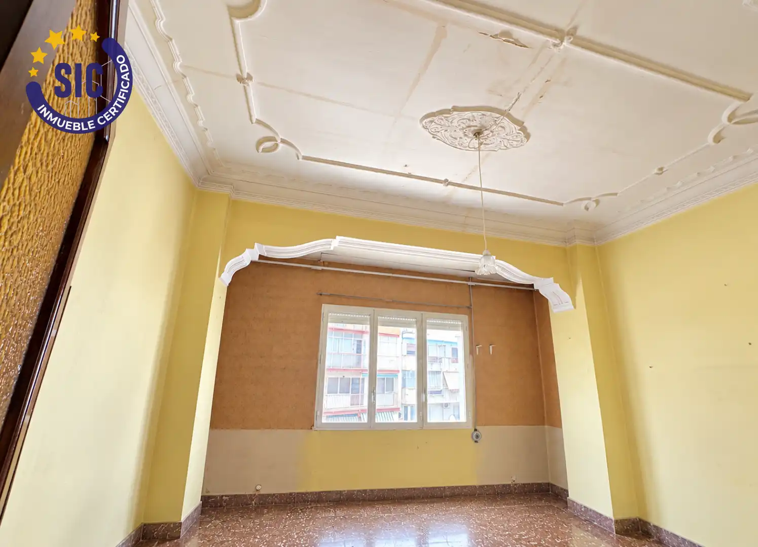 Piso en venta en Valencia con Jardín privado