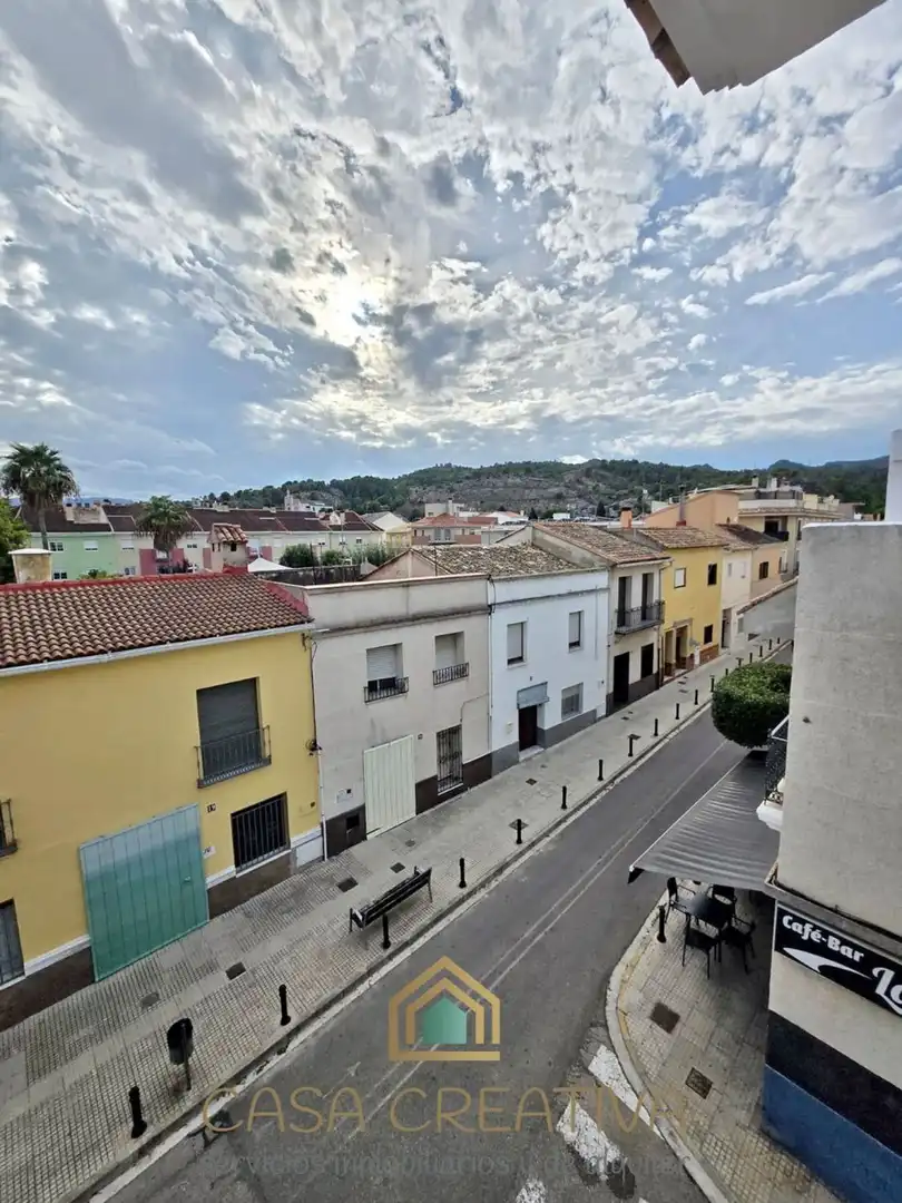 Vista exterior de Casa o xalet en venda en Benirredrà amb Terrassa