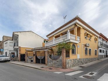 Casa en venda a Calle GUARNON