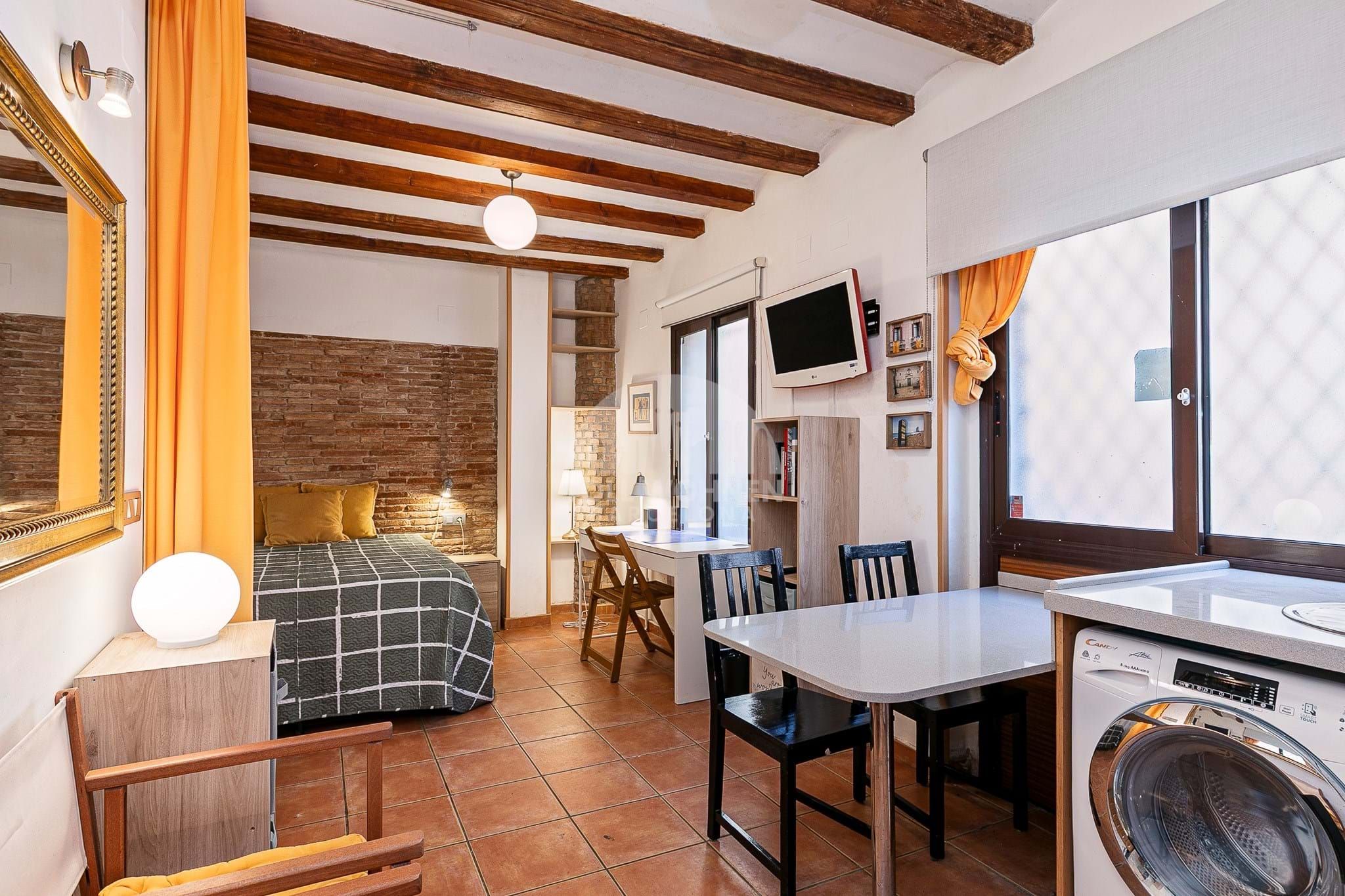 Bedroom of Flat for sale in  Barcelona Capital