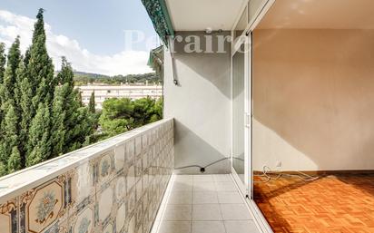 Bedroom of Duplex for sale in  Barcelona Capital  with Balcony