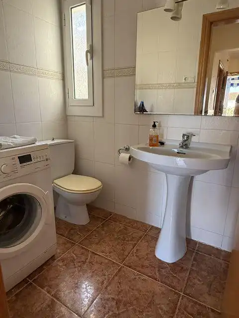 Baño de Casa o chalet en venta en Vilanova i la Geltrú con Calefacción y Terraza