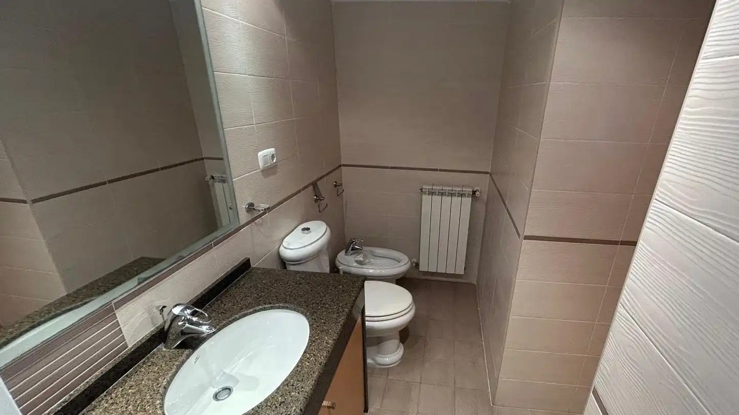 Baño de Casa adosada en venta en San Rafael del Río con Alarma