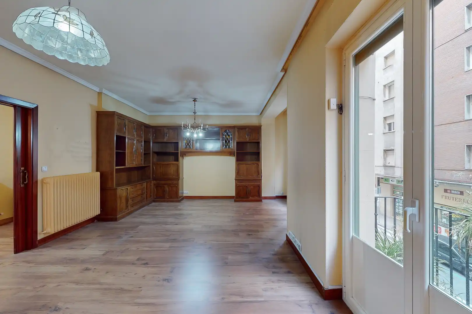 Sala de estar de Piso en venta en  Pamplona / Iruña con Calefacción y Balcón