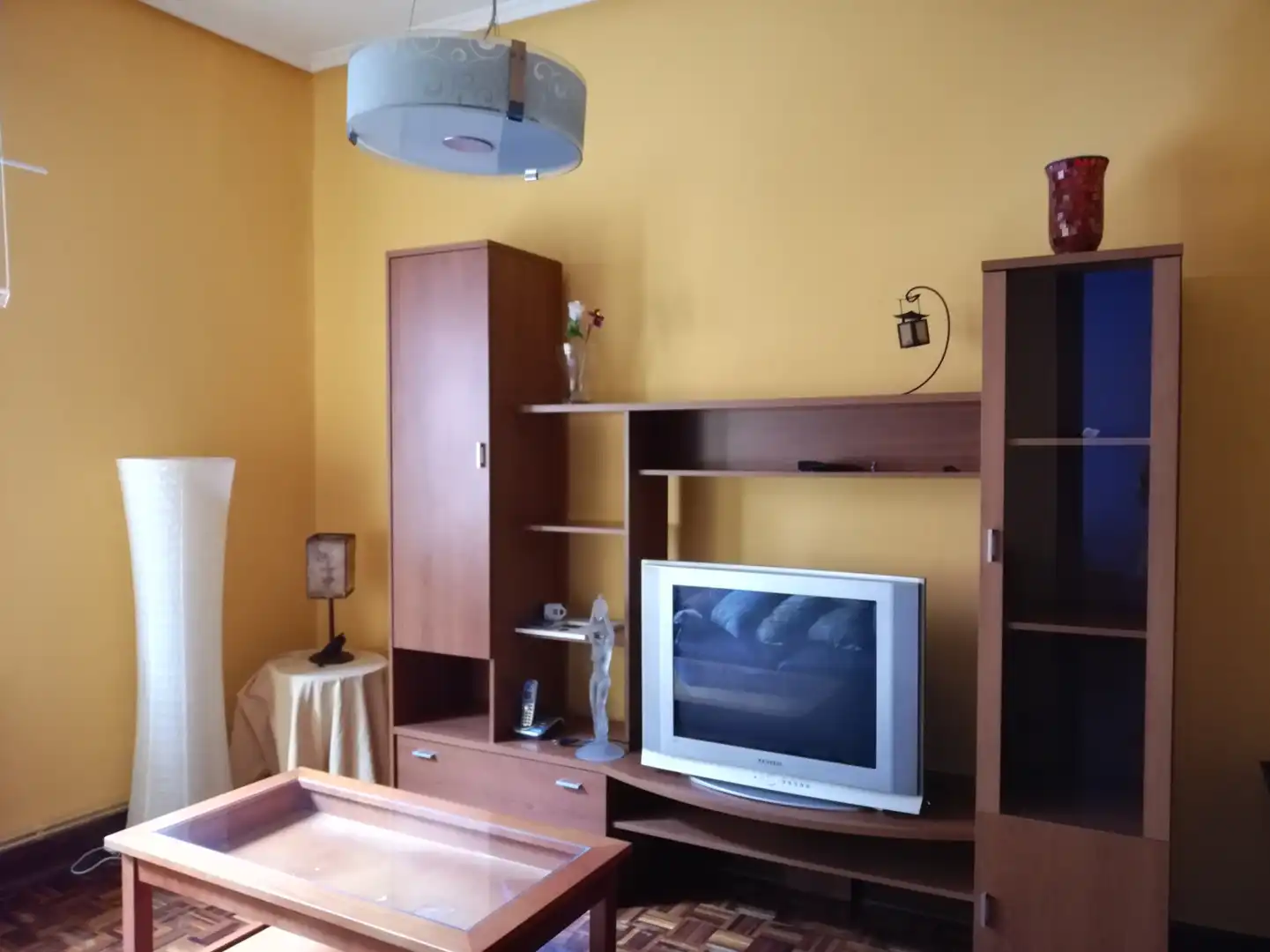 Sala de estar de Piso en venta en Bilbao  con Calefacción y Amueblado