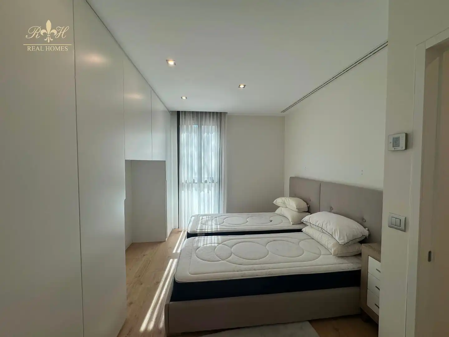 Bedroom of Detached homes for sale in L'Alfàs del Pi  with Air Conditioner, Heating and Private garden
