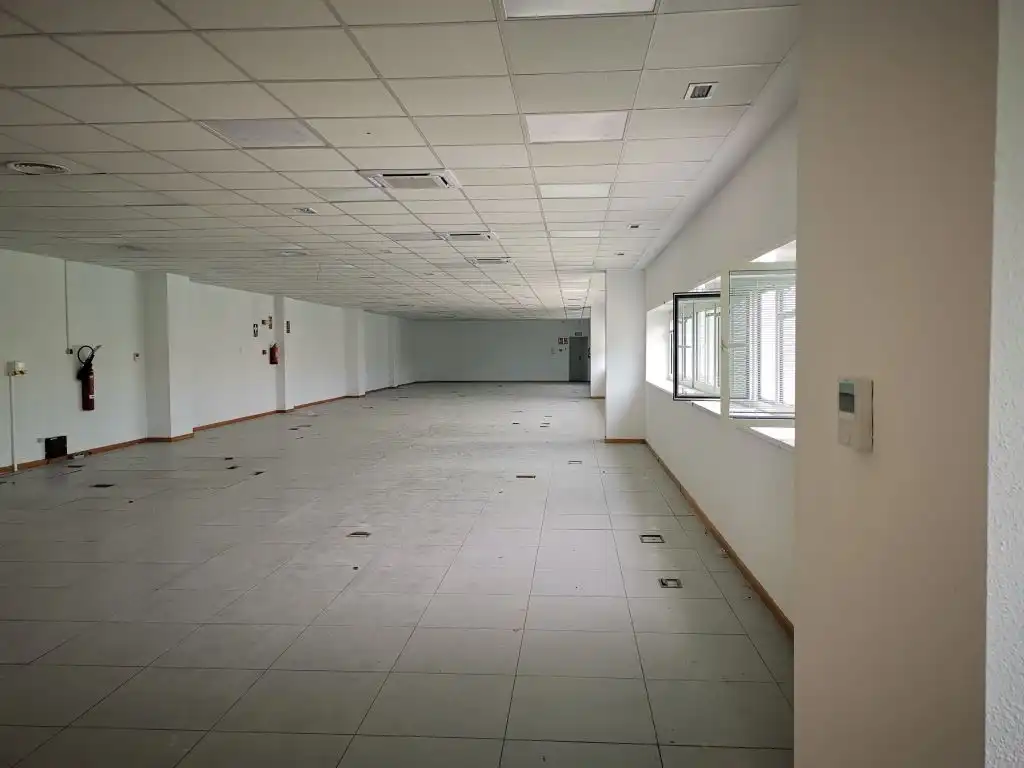 Fabrikhallen zur Miete in San Agustín del Guadalix