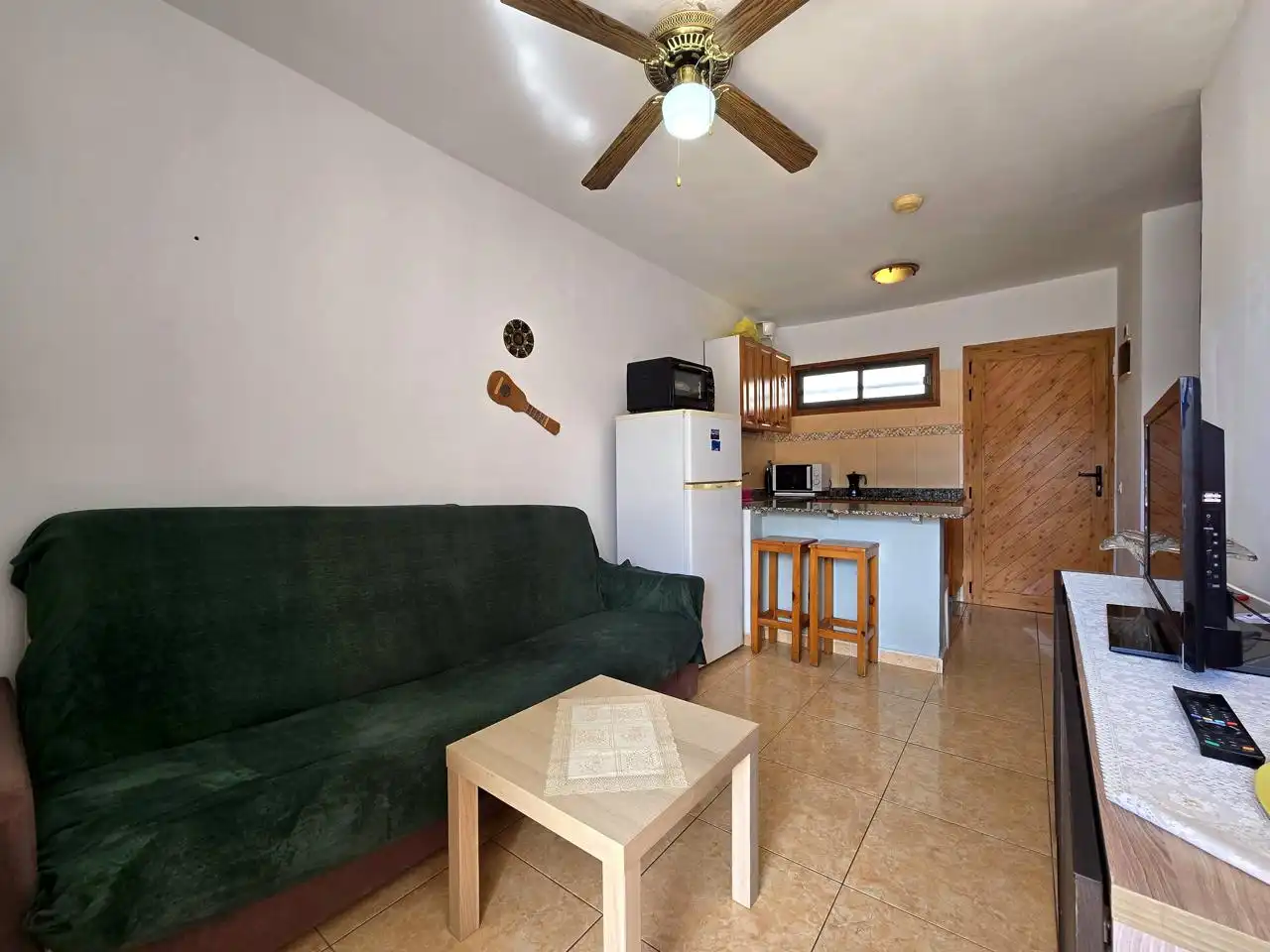 Sala d'estar de Apartament en venda en Mogán amb Moblat, Balcó i Piscina comunitària