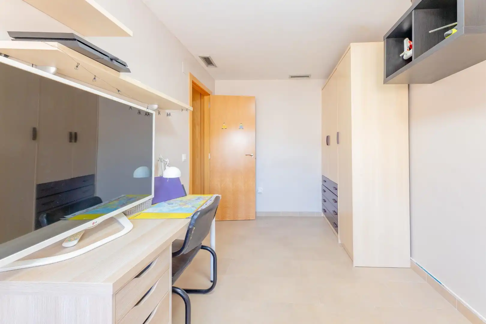 Habitación de Piso de alquiler en Catarroja con Aire acondicionado, Calefacción y Amueblado