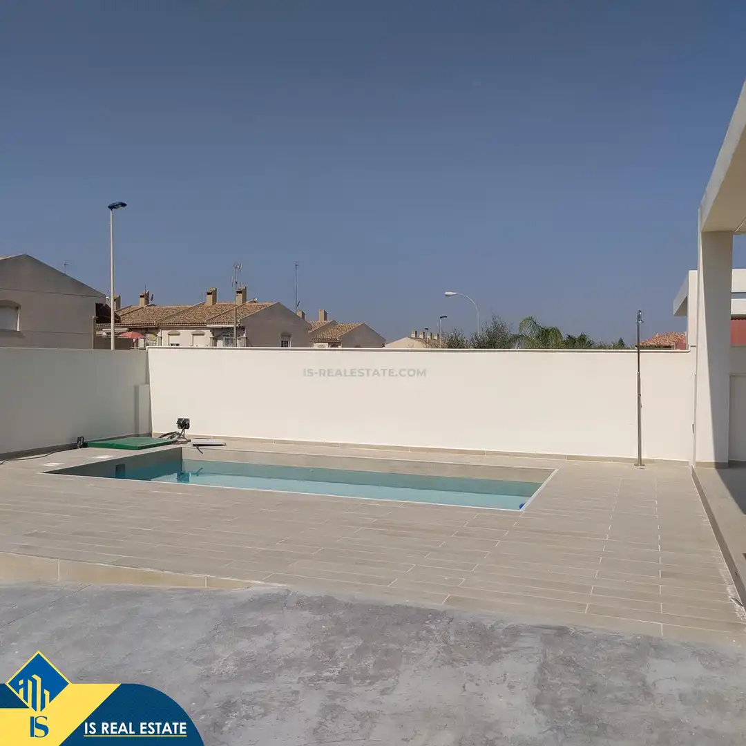 Chalet con jardín en venta en Nueva Torrevieja - Aguas Nuevas, imagen 3