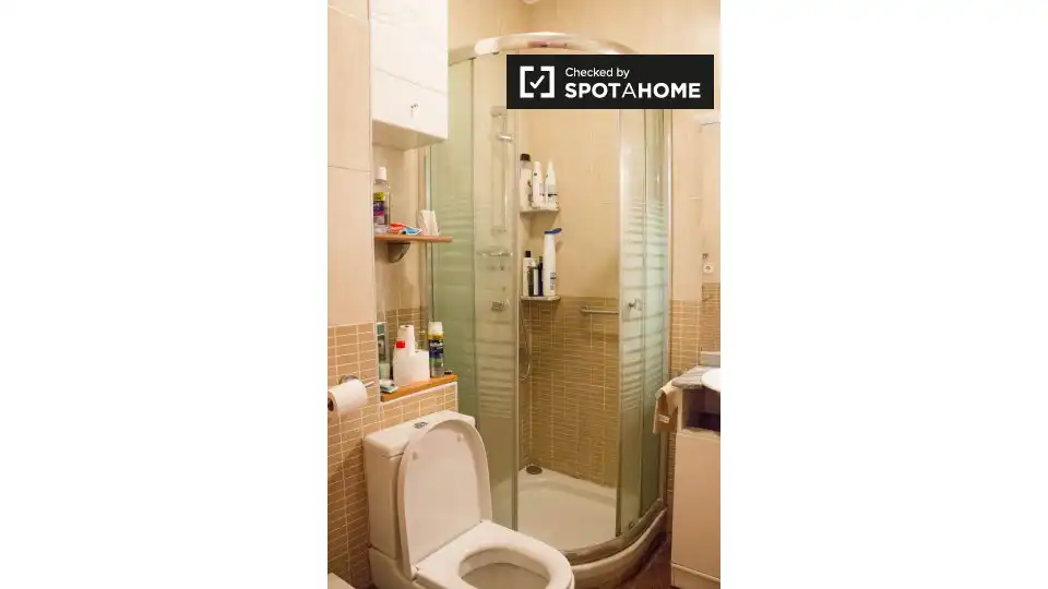 Room in El Clot