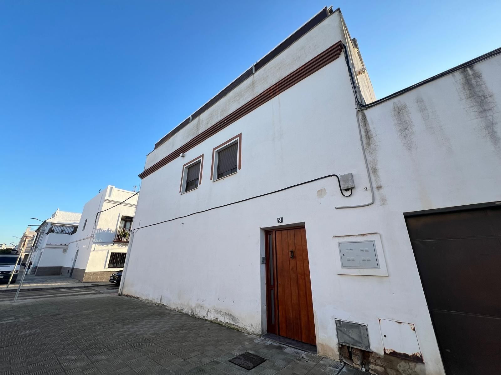 Vista exterior de Pis en venda en Utrera