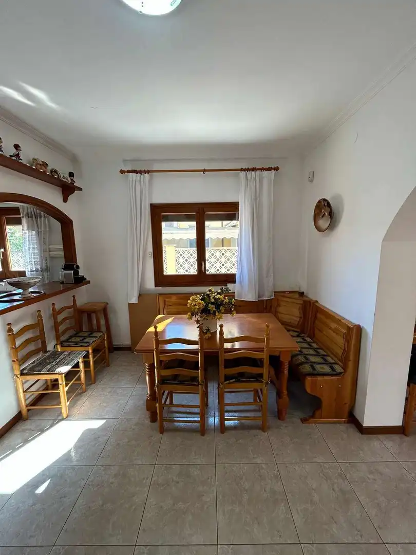 House with pool for sale in Requesens, imagen 32