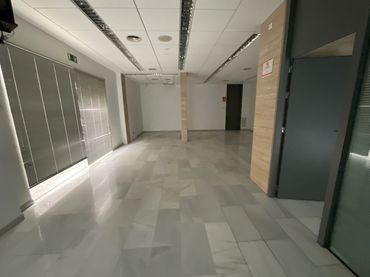 Locale commerciale in vendita a Archidona