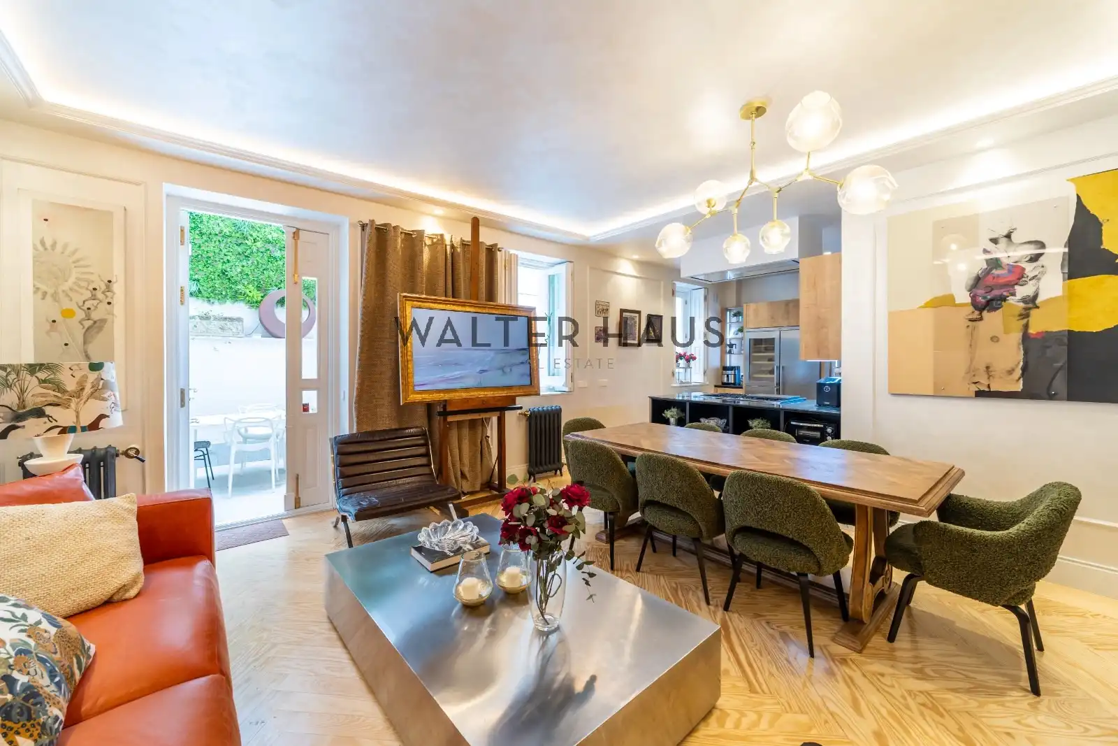 Dining room of Flat for sale in Chamberí