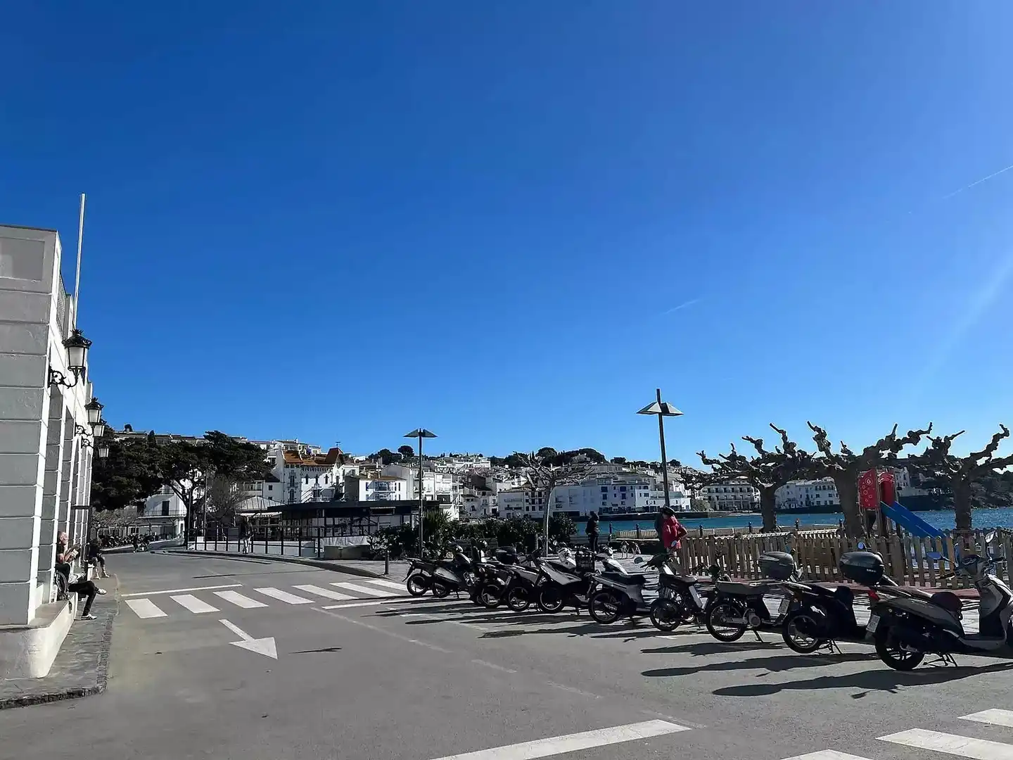 Außenansicht von Wohnung zum Verkauf in Cadaqués mit Möbliert