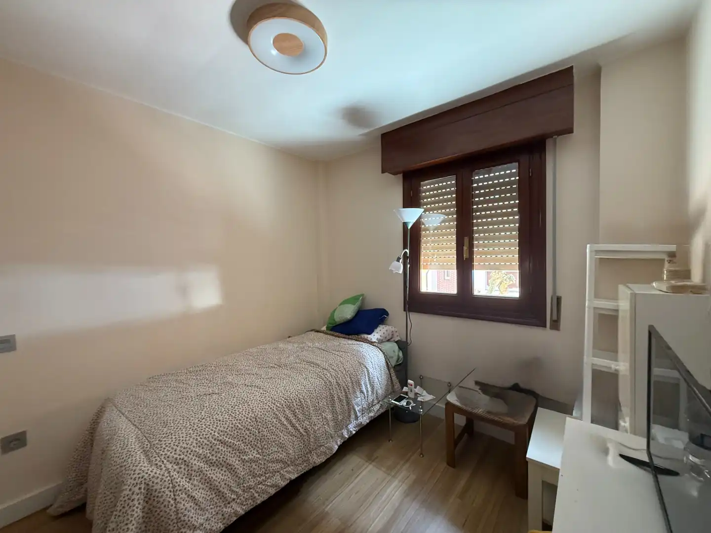 Bedroom of Flat for sale in Barakaldo   with Furnished