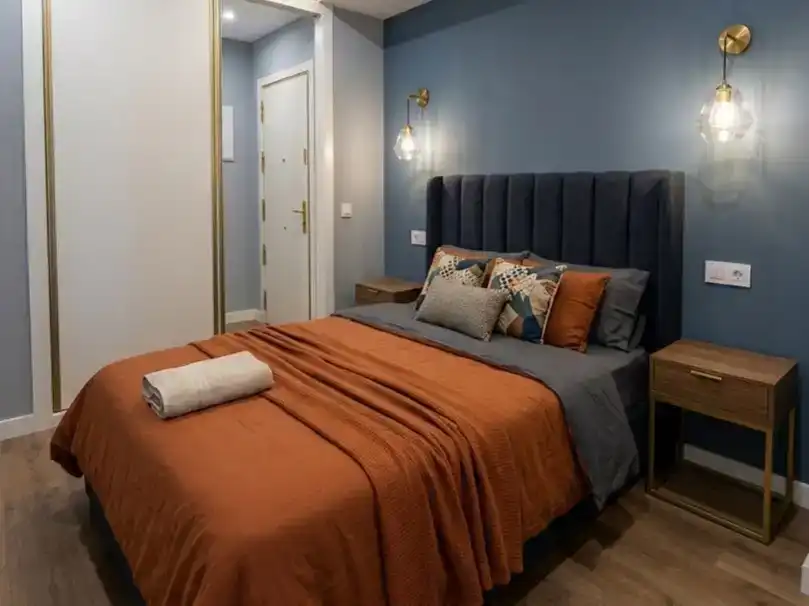 Dormitori de Apartament de lloguer en  Madrid Capital amb Aire condicionat