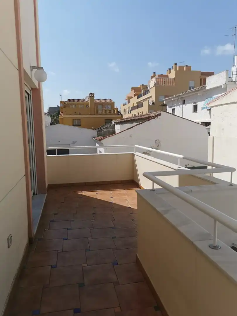 Flat for rent in Calle Madrigal, Camino de Antequera