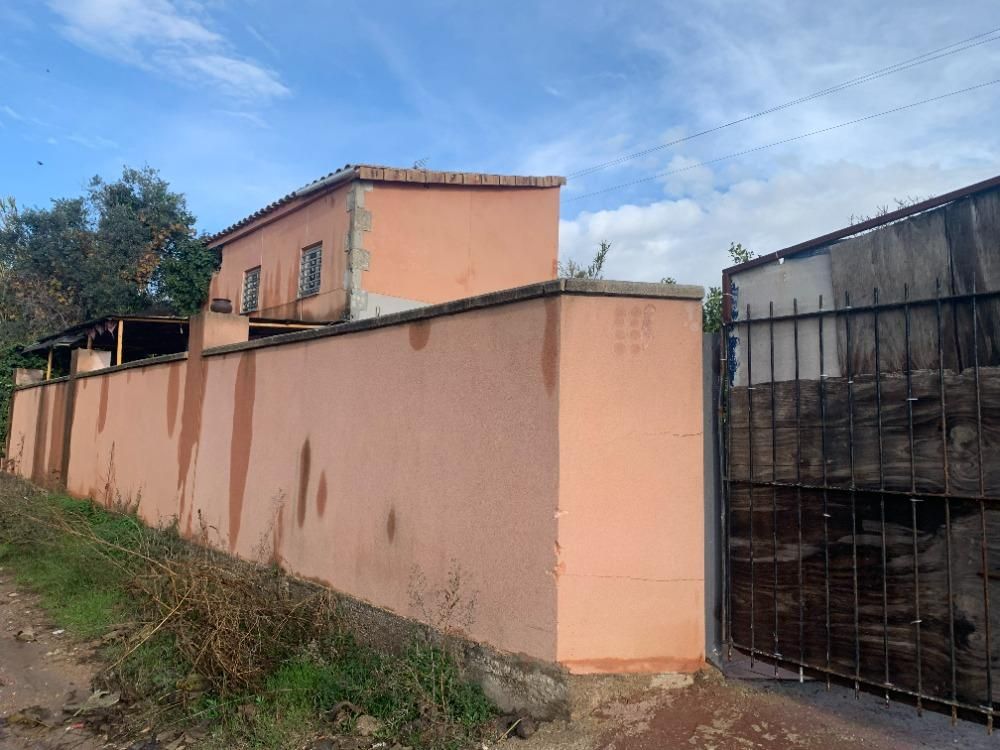 Vista exterior de Casa o xalet en venda en Vilanova i la Geltrú amb Calefacció i Jardí privat