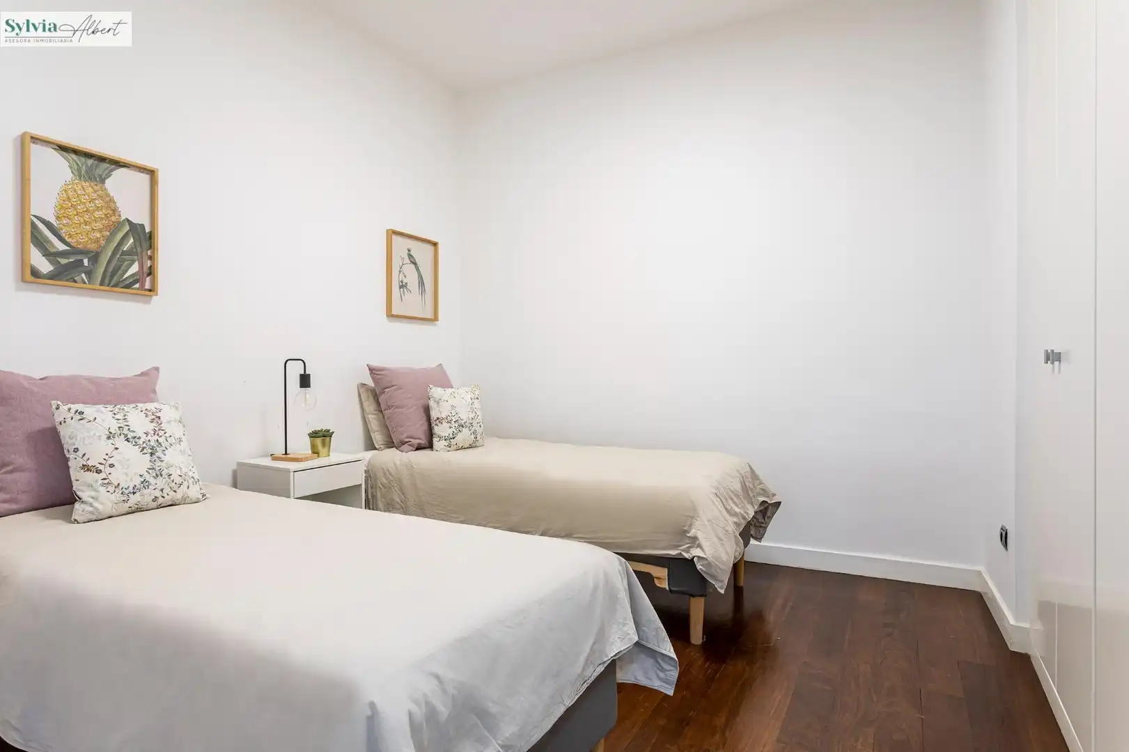 Habitación de Ático de alquiler en Valencia con Aire acondicionado, Parquet y Terraza
