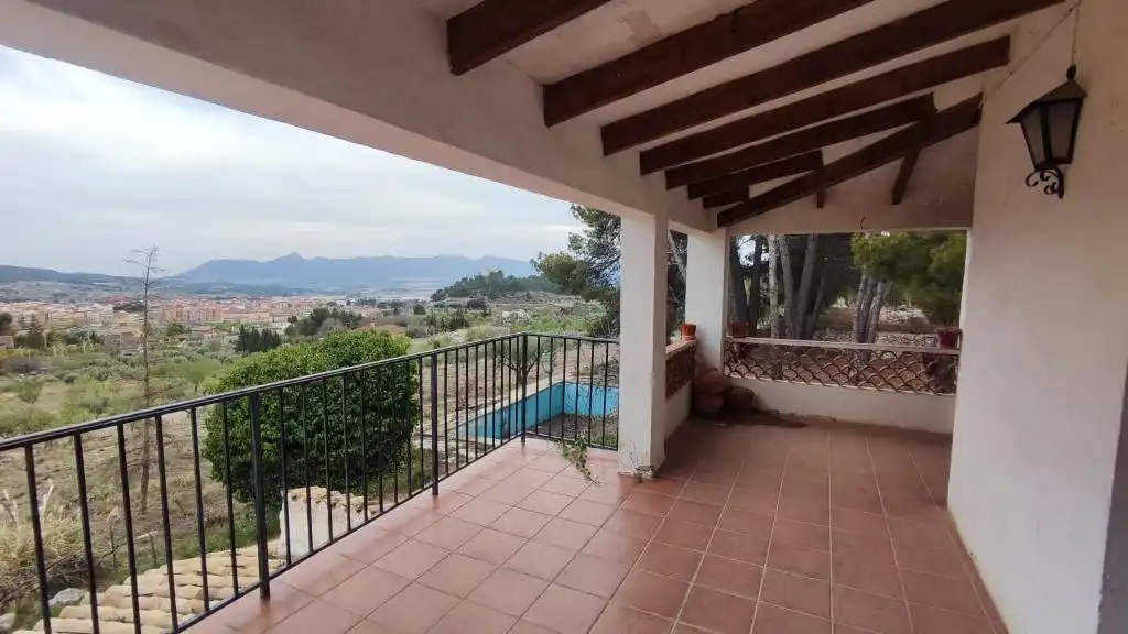 Vista exterior de Casa o chalet en venta en Ibi con Amueblado