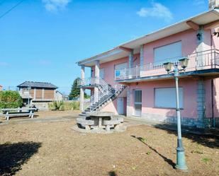 Vista exterior de Casa o xalet en venda en A Capela  amb Terrassa i Balcó