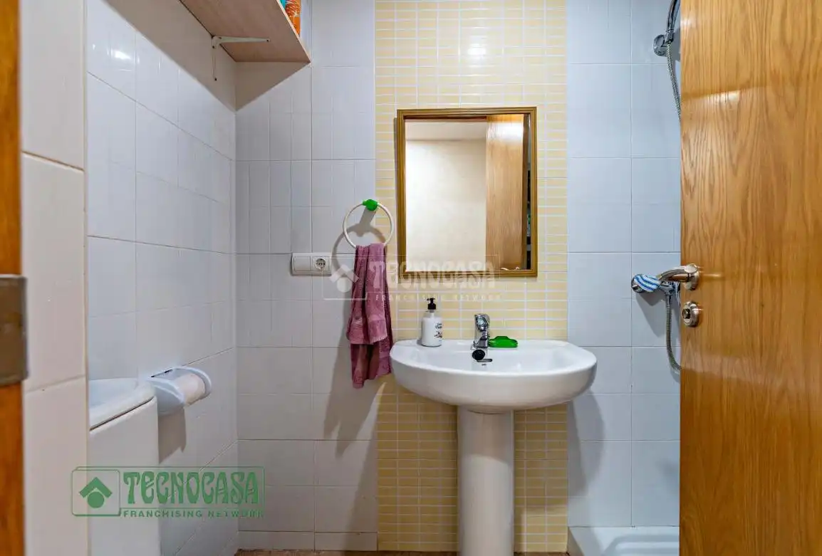 Baño de Piso en venta en Roquetas de Mar