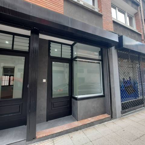 Local comercial en Alquiler en N/A en Fozaneldi - Tenderina