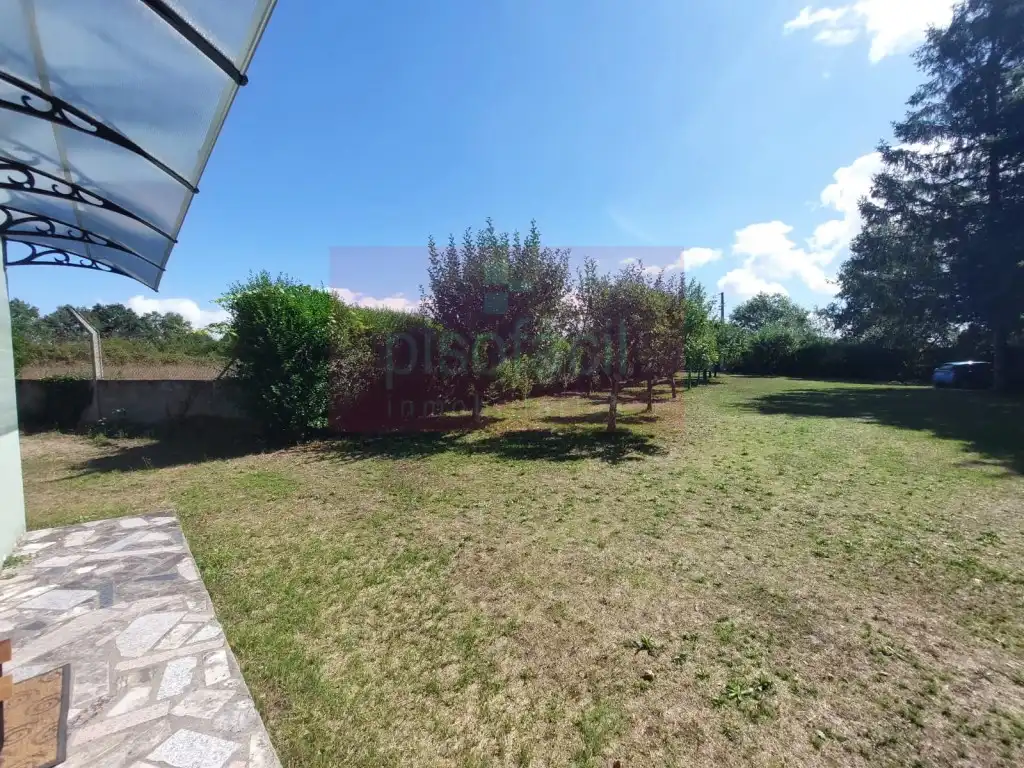 Houses for sale in Outeiro de Rei
