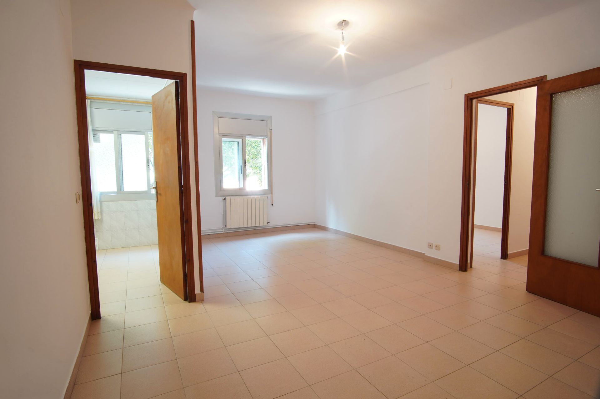 Piso en venta en  Barcelona Capital con Calefacción y Alarma