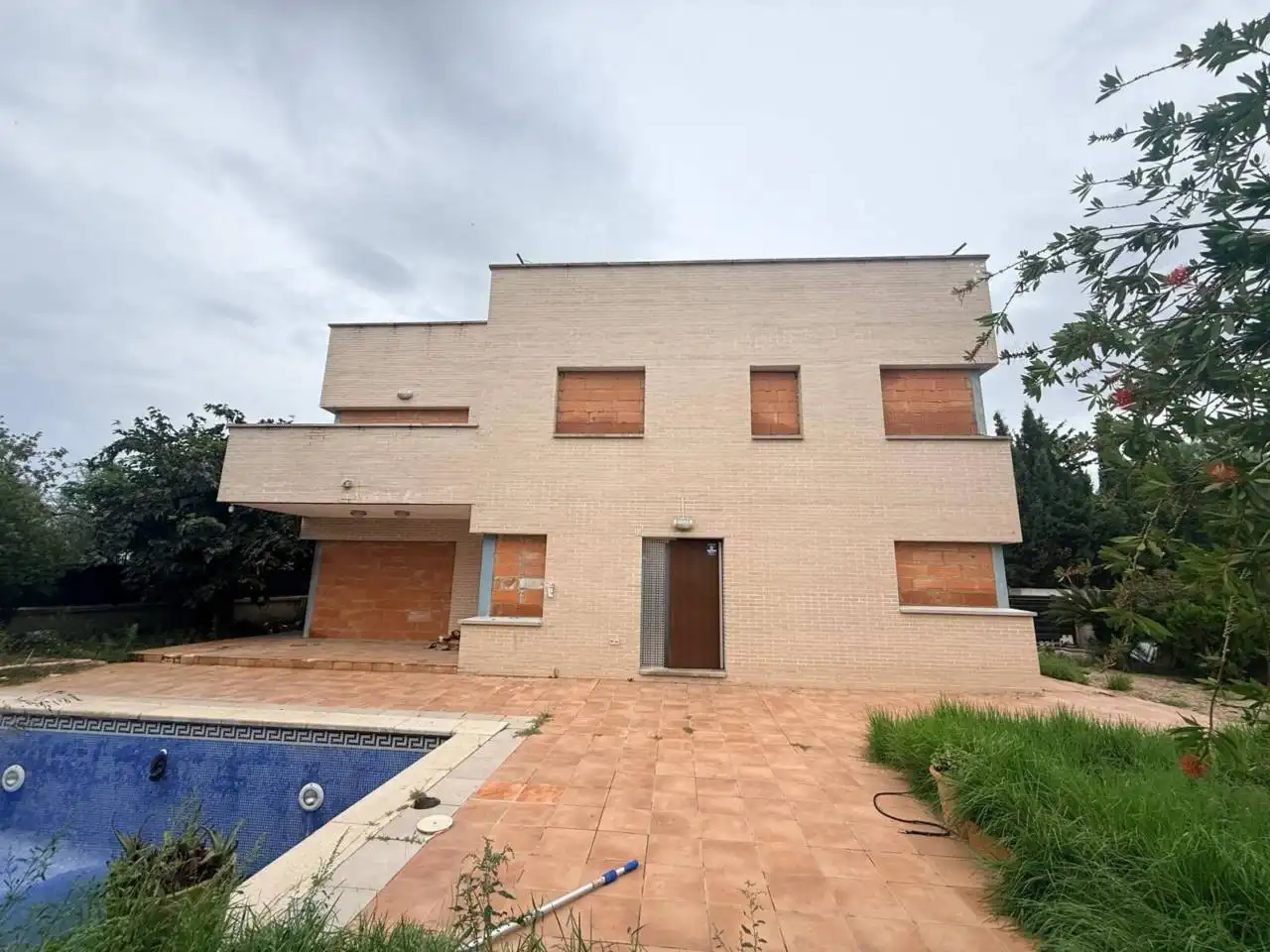 Chalet con piscina en venta en Calle Castanyer, imagen 2