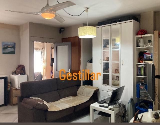 Study for sale in Poble - Casc Antic