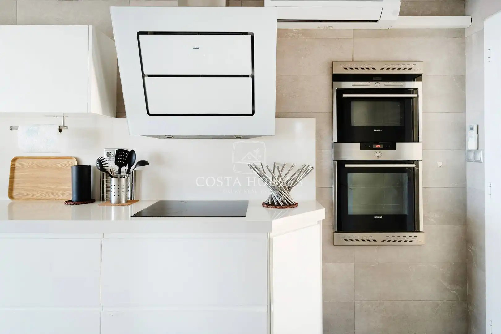 Kitchen of Houses for sale in Jávea / Xàbia  with Air Conditioner, Private garden and Terrace