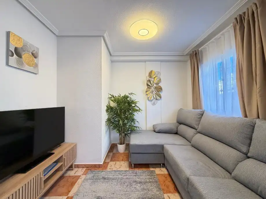 Sala d'estar de Casa o xalet en venda en Orihuela amb Aire condicionat, Calefacció i Terrassa
