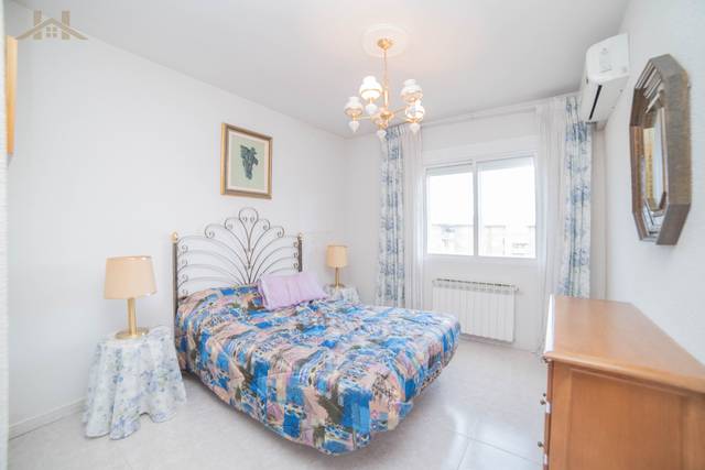 Casa adosada en Venta en El Tiemblo